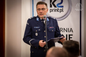 Leszek Koźmiński grafologia